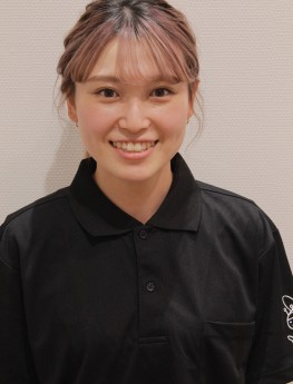 小林　麻美