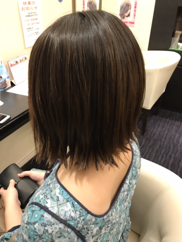 ショートボブ