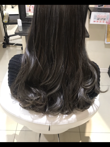グレージュカラー
