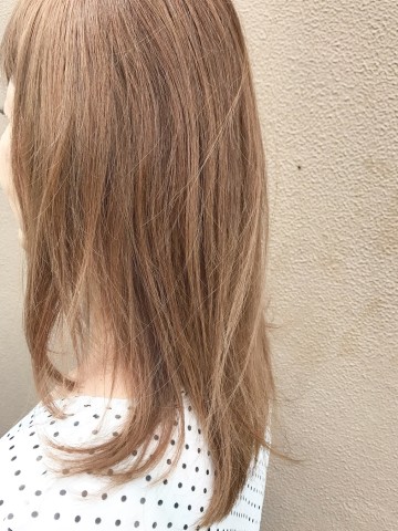 pail pink beige