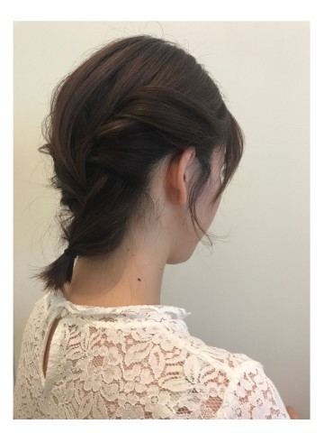 simple chignon