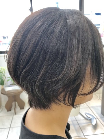 大人ショートボブ