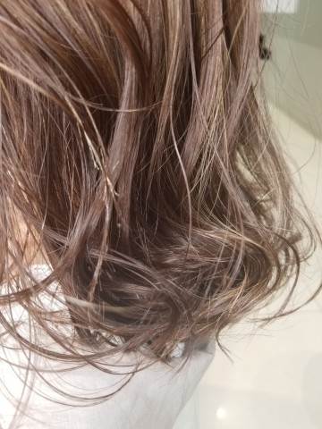 ミルクティーベージュ