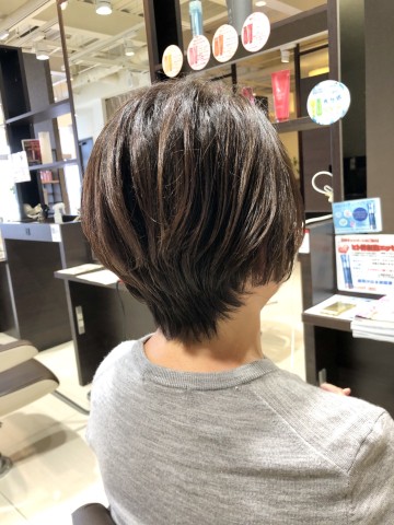 くびれショート