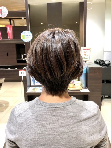 くびれショート