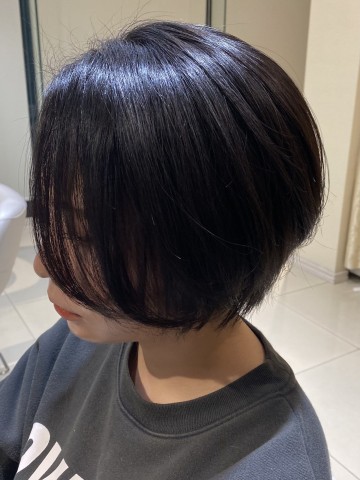 ショートボブ